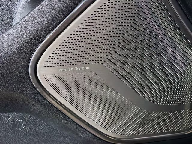 2020 Diamond Black Ram 1500 Limited 4X4 Truck