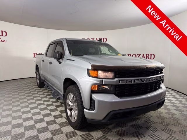 2022 Silver Ice Metallic Chevrolet Silverado 1500 LTD Custom 4X4 Truck