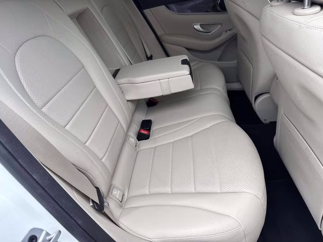 2022 White Mercedes-Benz GLC GLC 300 RWD SUV