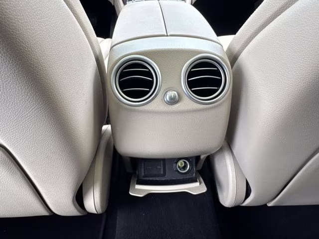 2022 White Mercedes-Benz GLC GLC 300 RWD SUV