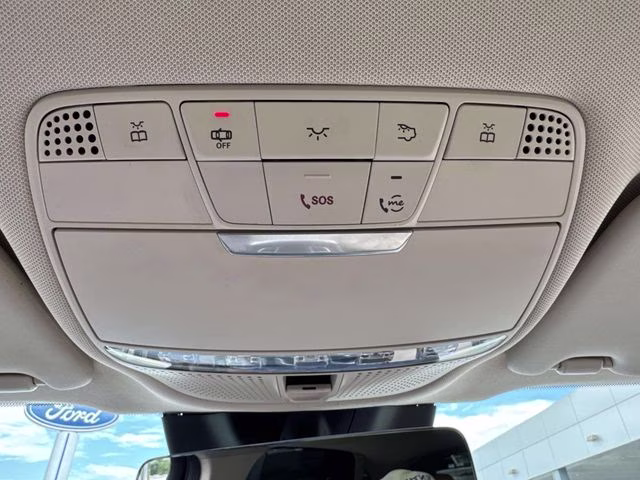 2022 White Mercedes-Benz GLC GLC 300 RWD SUV