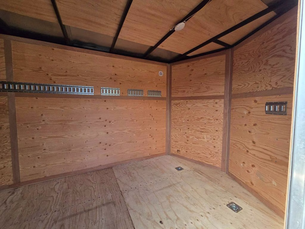 2025 White Cargo King NOMAD 8x16 RV