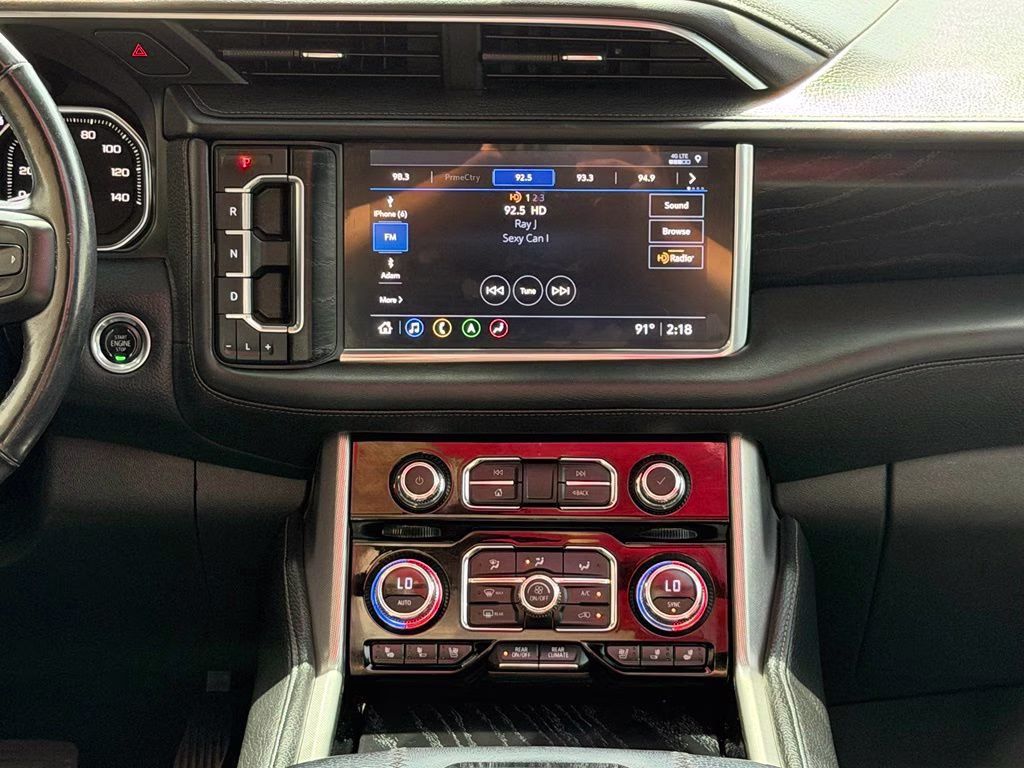 2021 White GMC Yukon XL Denali 4X4 SUV