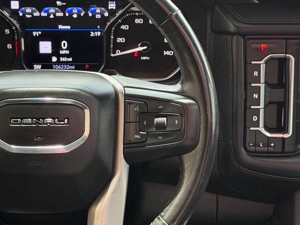 2021 White GMC Yukon XL Denali 4X4 SUV