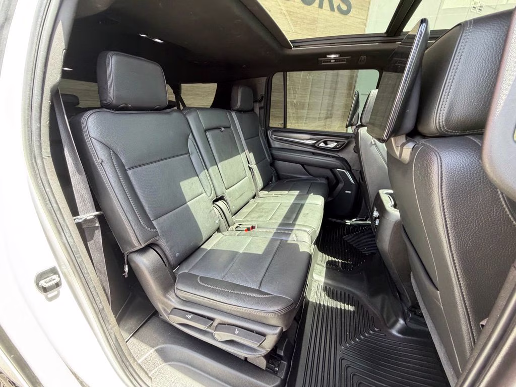 2021 White GMC Yukon XL Denali 4X4 SUV