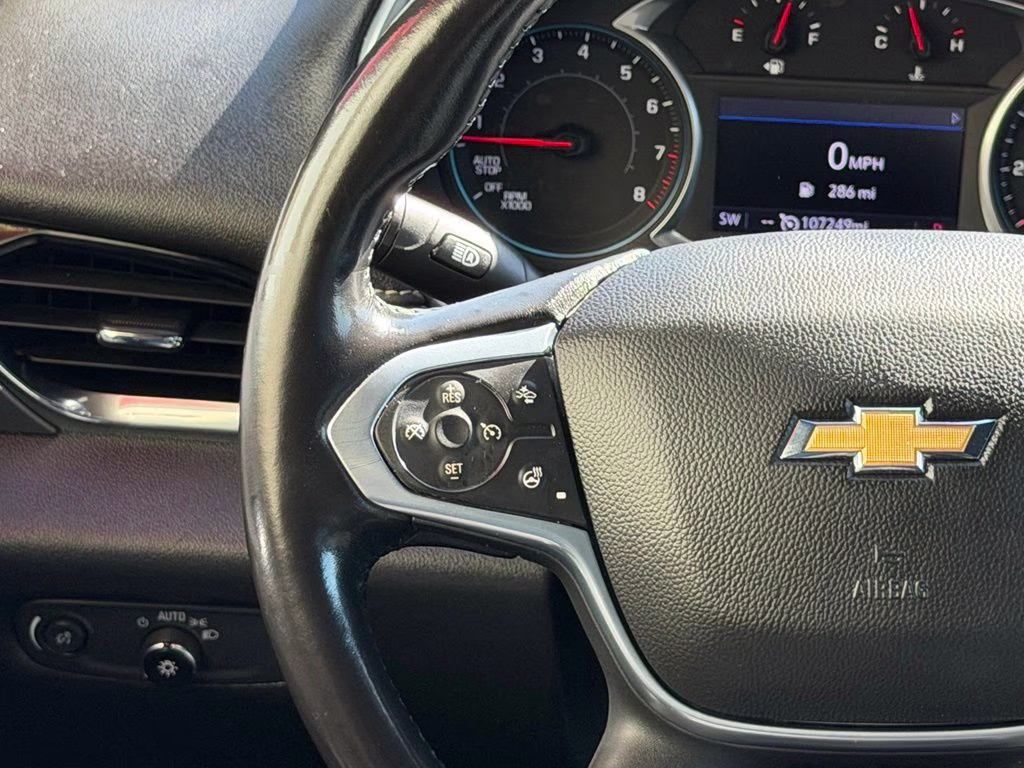 2022 Mosaic Black Metallic Chevrolet Traverse LT Leather AWD SUV