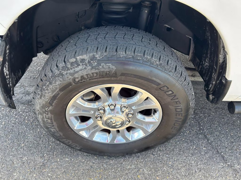 2017 Bright White Clearcoat Ram 2500 Tradesman 4X4 Truck