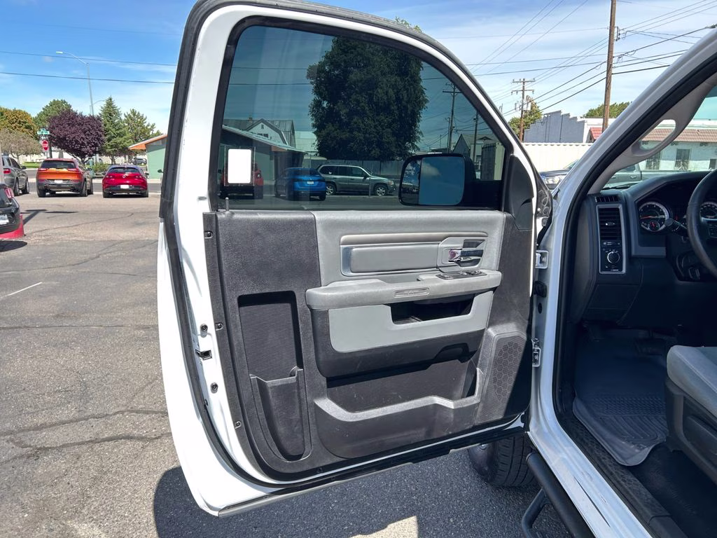 2017 Bright White Clearcoat Ram 2500 Tradesman 4X4 Truck