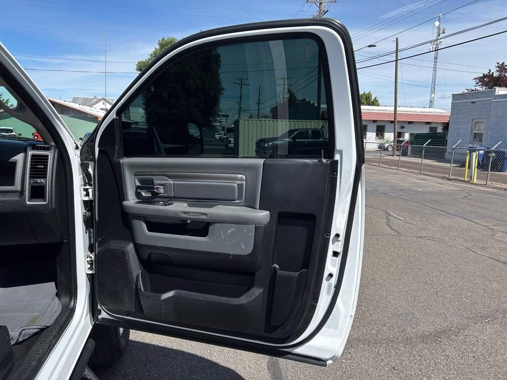 2017 Bright White Clearcoat Ram 2500 Tradesman 4X4 Truck