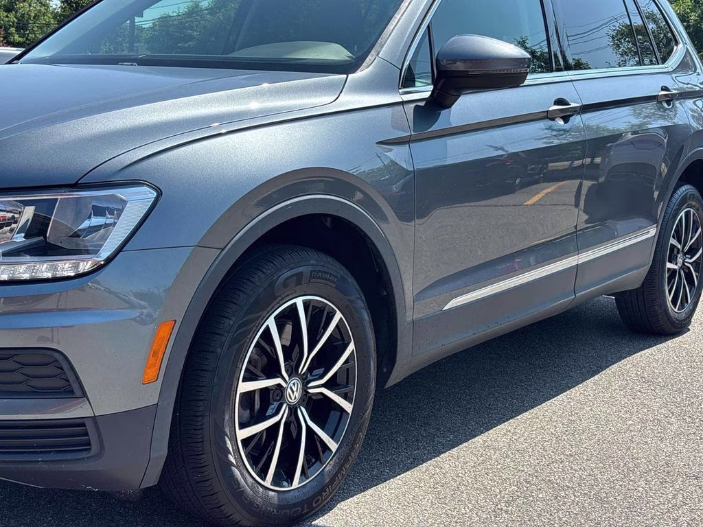 2021 Gray Volkswagen Tiguan 2.0T SE AWD SUV