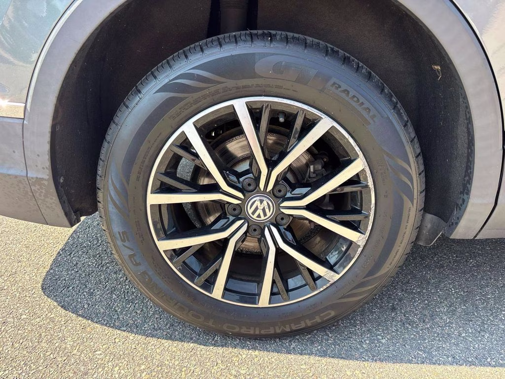 2021 Gray Volkswagen Tiguan 2.0T SE AWD SUV