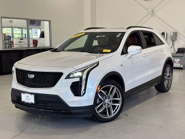 2022 Crystal White Tricoat Cadillac XT4 Sport AWD SUV