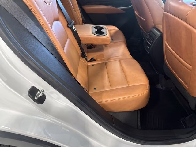2022 Crystal White Tricoat Cadillac XT4 Sport AWD SUV