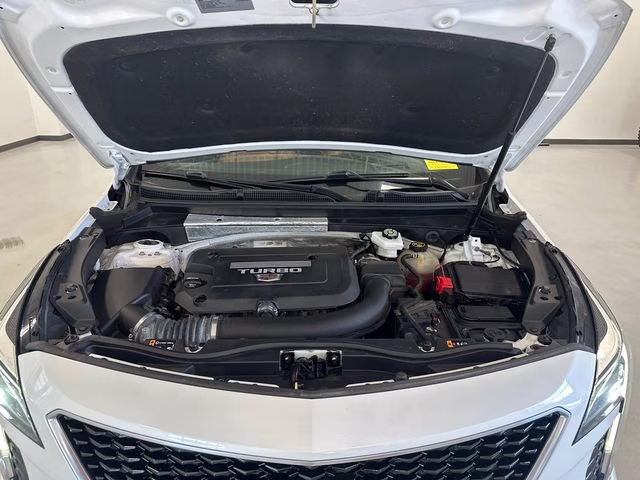 2022 Crystal White Tricoat Cadillac XT4 Sport AWD SUV