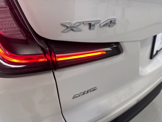 2022 Crystal White Tricoat Cadillac XT4 Sport AWD SUV