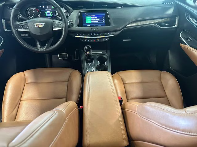2022 Crystal White Tricoat Cadillac XT4 Sport AWD SUV