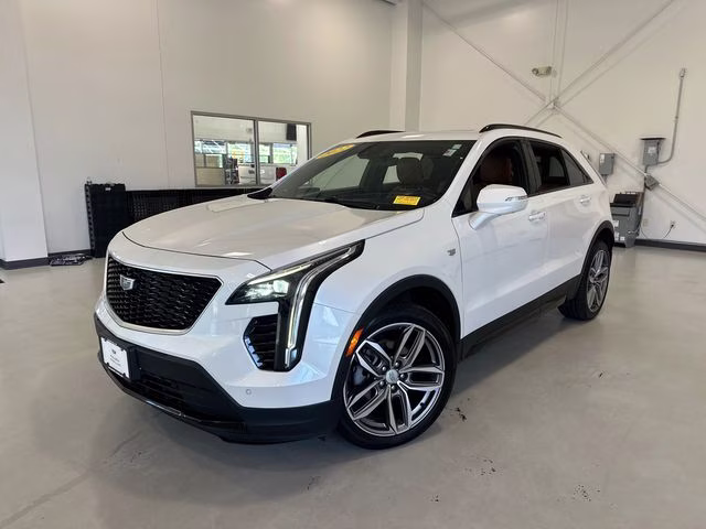 2022 Crystal White Tricoat Cadillac XT4 Sport AWD SUV