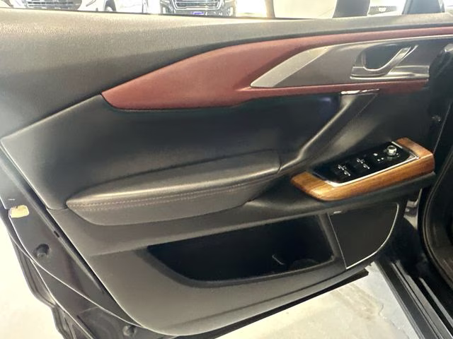 2018 Jet Black Mica Mazda CX-9 Signature AWD SUV