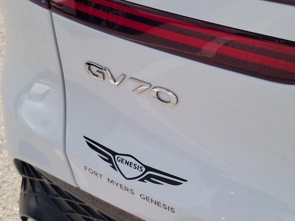 2024 Uyuni White Genesis GV70 3.5T Sport AWD SUV