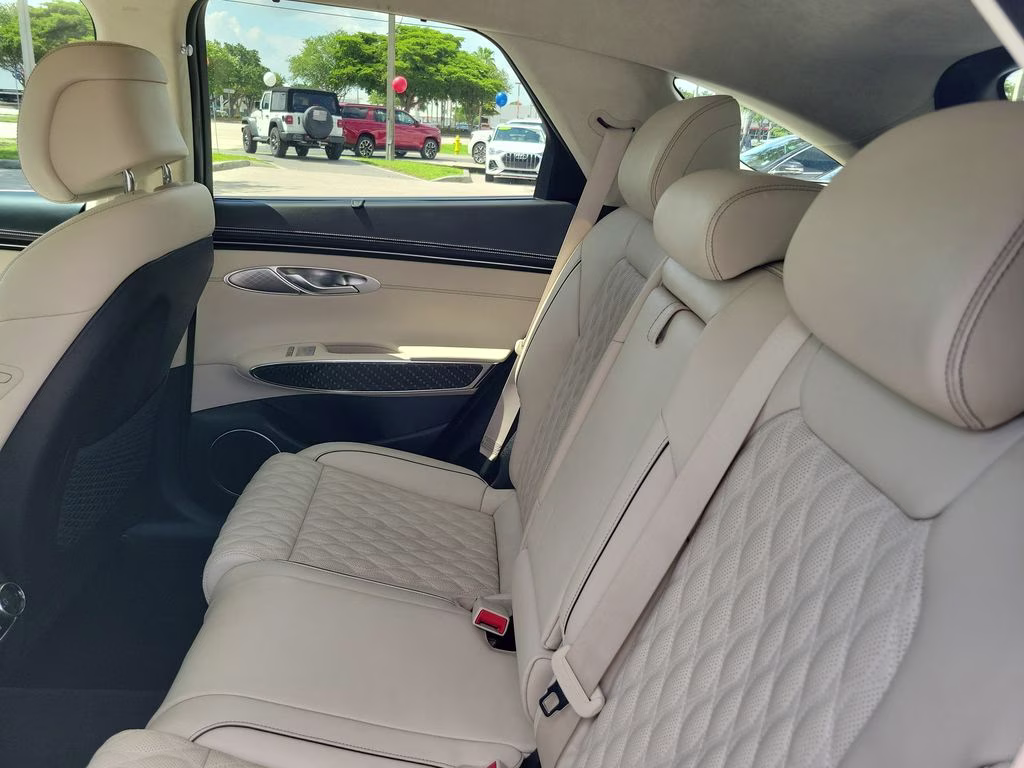 2024 Uyuni White Genesis GV70 3.5T Sport AWD SUV