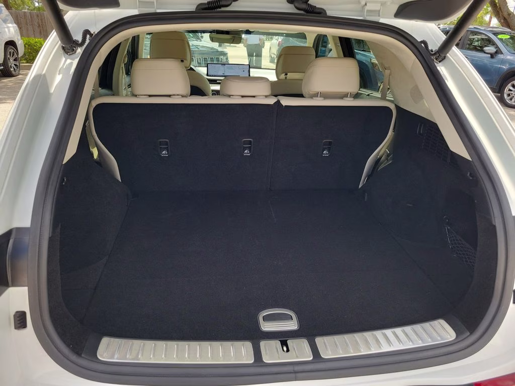 2024 Uyuni White Genesis GV70 3.5T Sport AWD SUV