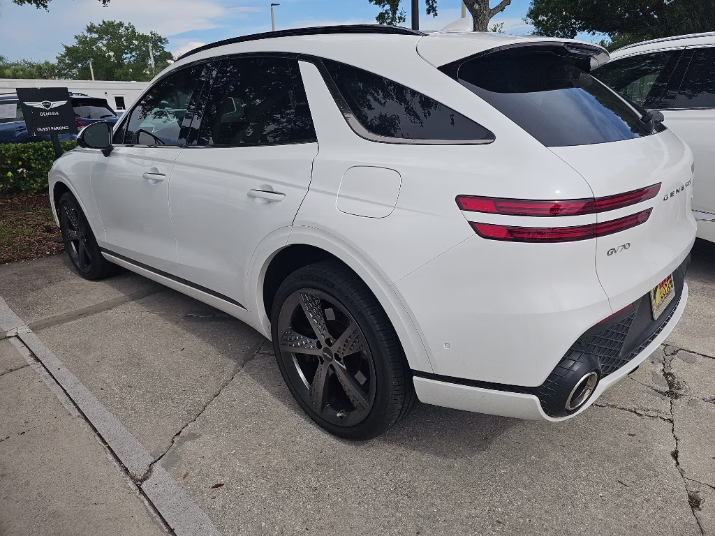 2024 Uyuni White Genesis GV70 3.5T Sport AWD SUV