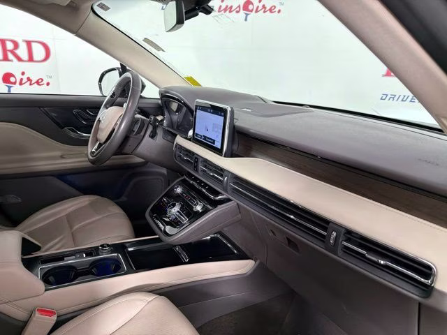 2022 Black Metallic Lincoln Corsair Reserve FWD SUV