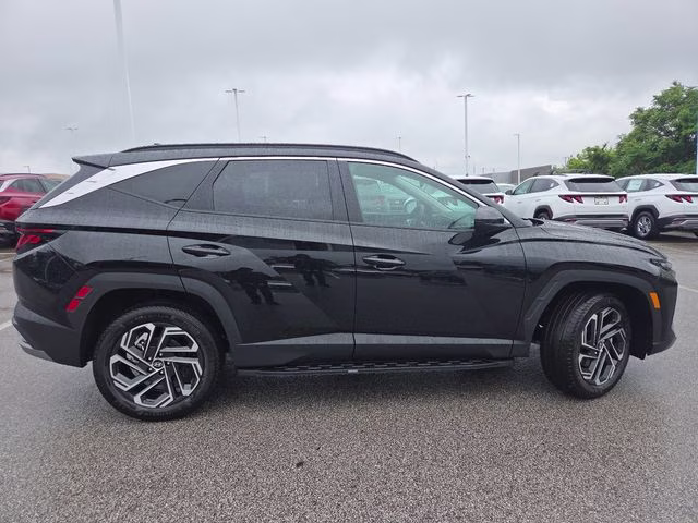 2026 Phantom Black Hyundai Tucson SEL Plus AWD SUV