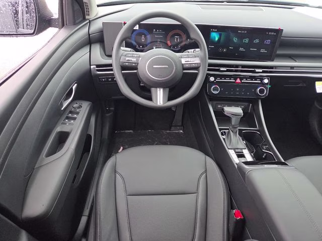 2026 Phantom Black Hyundai Tucson SEL Plus AWD SUV