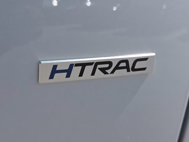 2026 White Pearl Hyundai Tucson SEL Plus AWD SUV