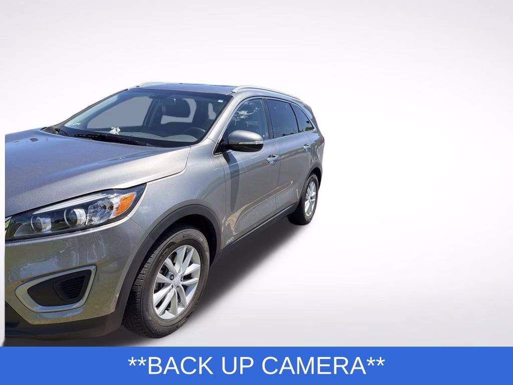 2016 Titanium Silver Kia Sorento LX AWD SUV