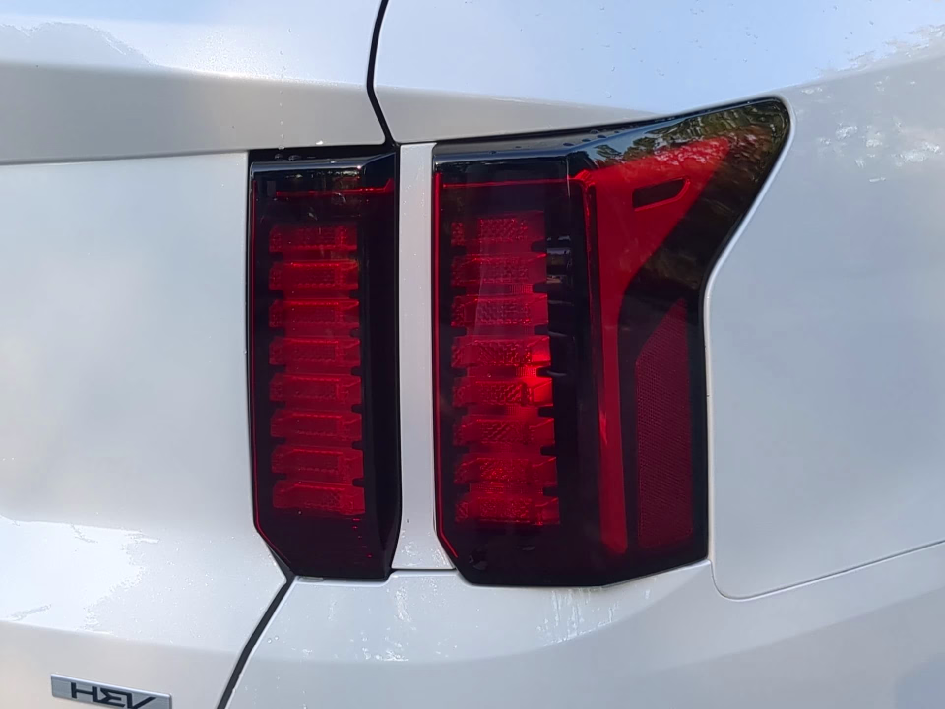 2023 Snow White Pearl Kia Sorento Hybrid EX AWD SUV
