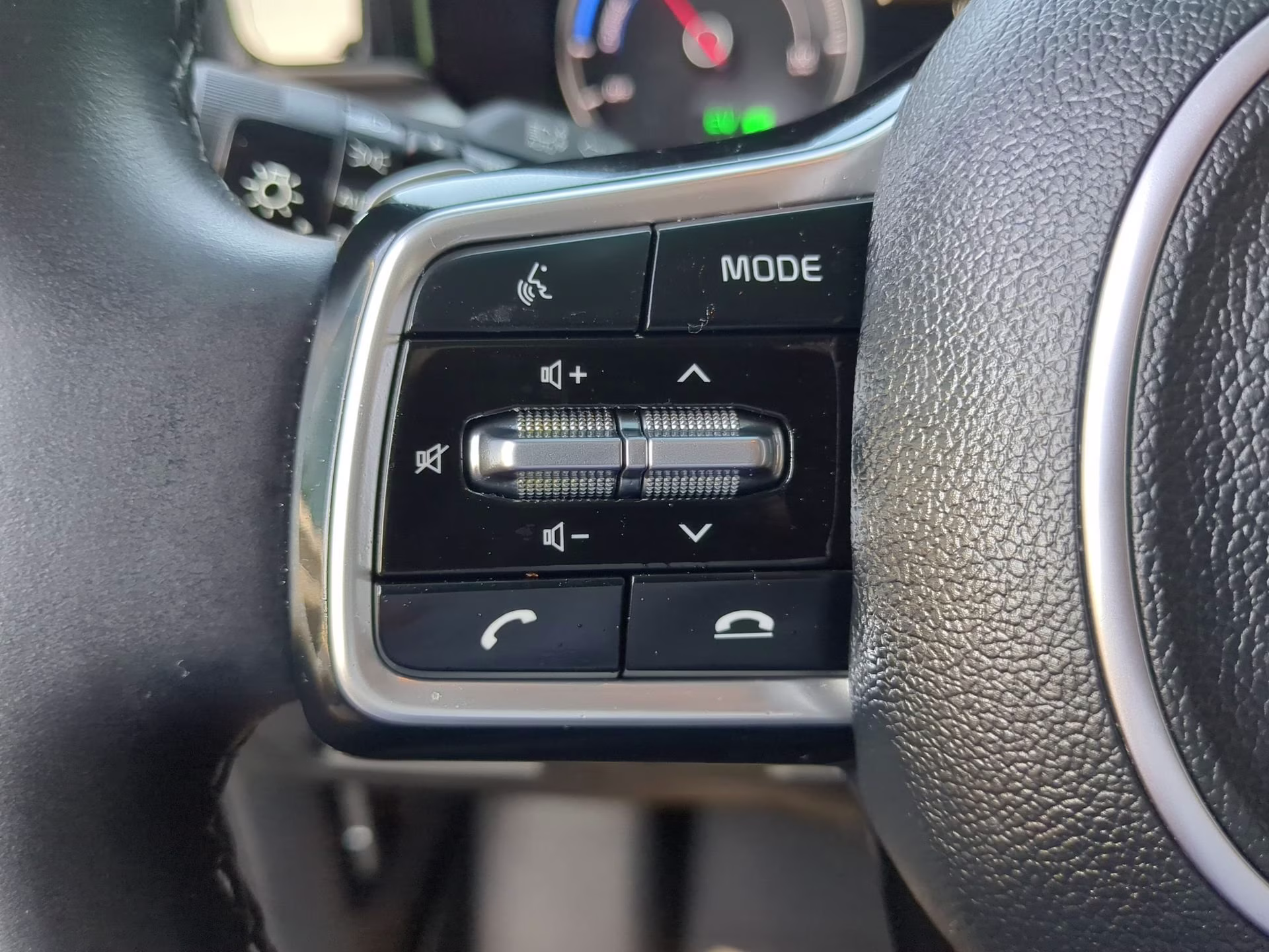 2023 Snow White Pearl Kia Sorento Hybrid EX AWD SUV