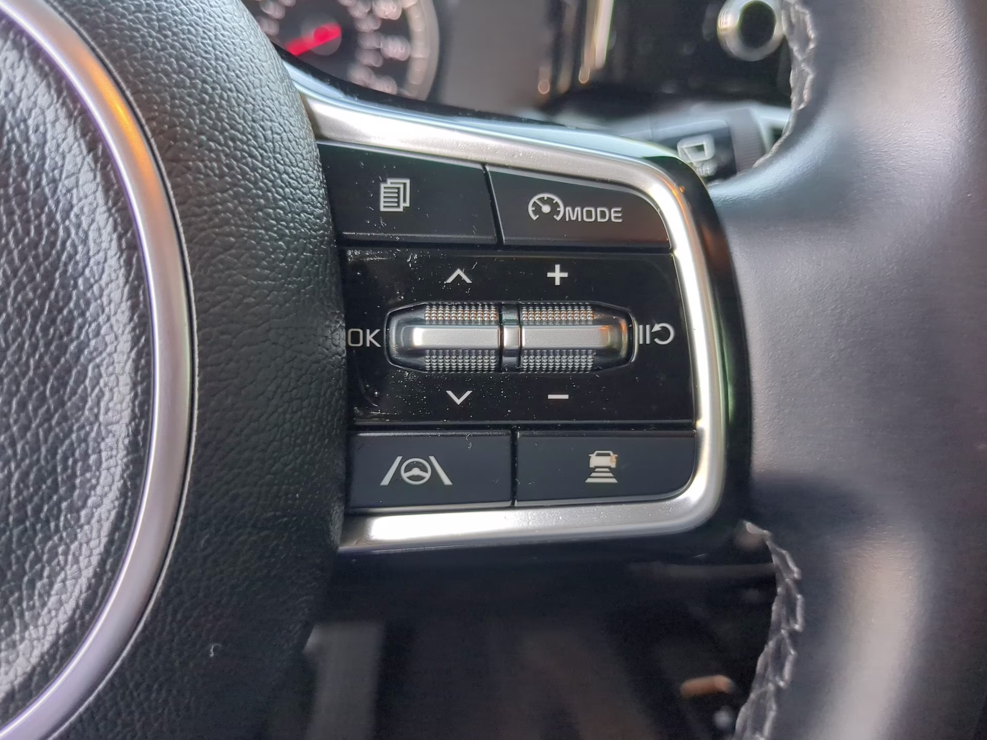 2023 Snow White Pearl Kia Sorento Hybrid EX AWD SUV