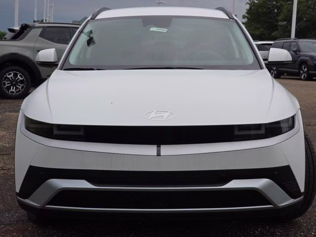 2025 Atlas White Matte Hyundai IONIQ 5 SEL AWD SUV