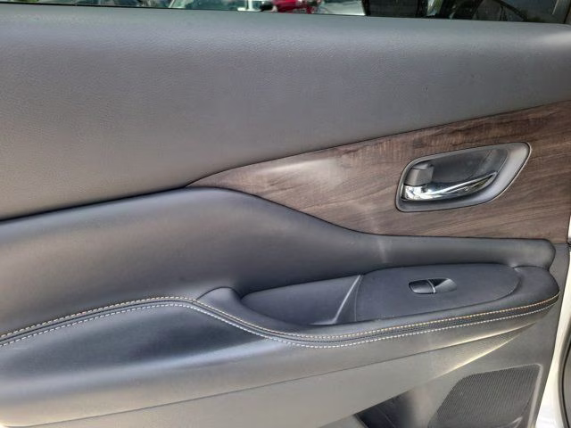 2024 Brilliant Silver Metallic Nissan Murano Platinum FWD SUV