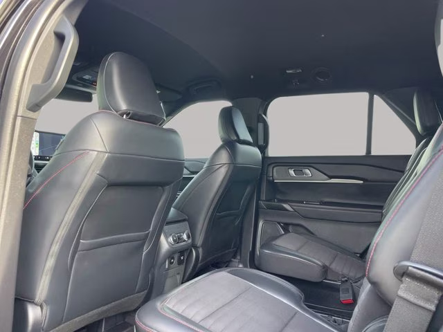 2025 Black Metallic Ford Explorer ST-Line RWD SUV