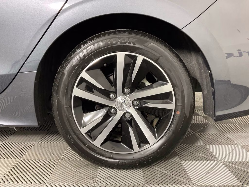 2023 Gray Metallic Honda Civic LX FWD Hatchback