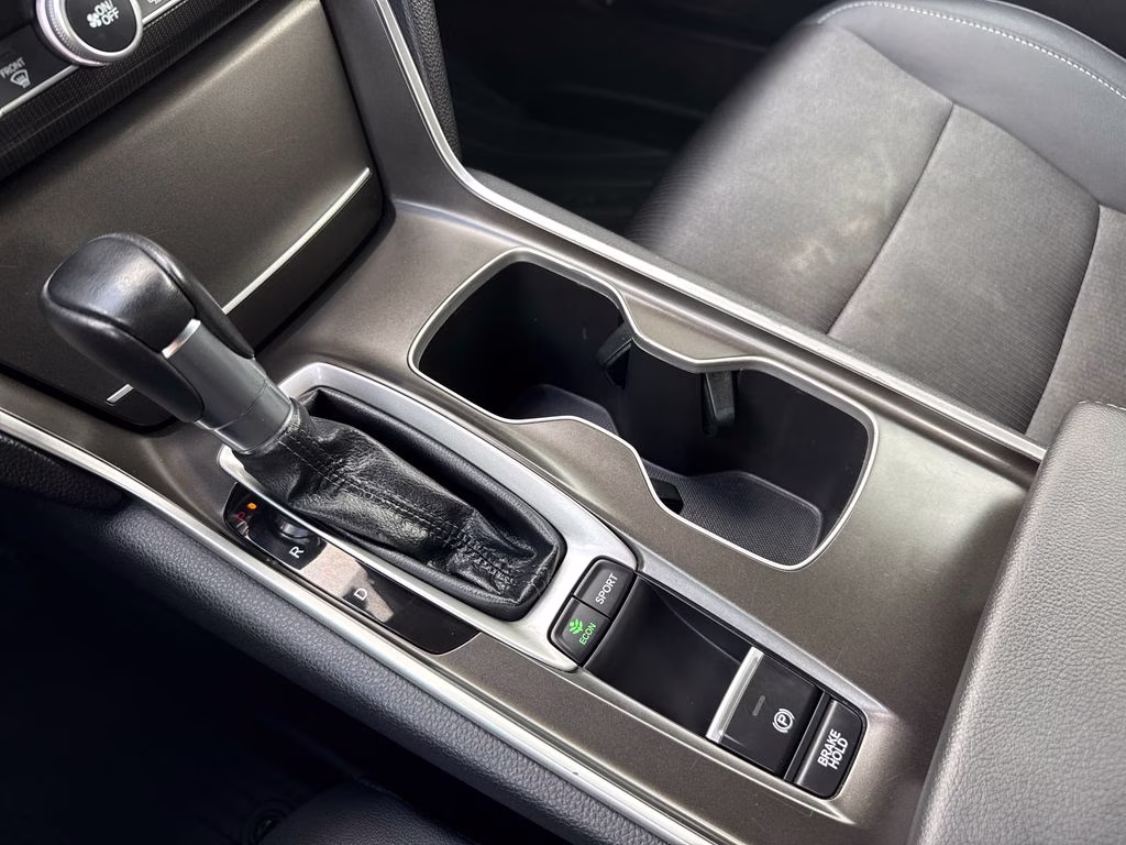 2019 Platinum White Pearl Honda Accord Sport FWD Sedan