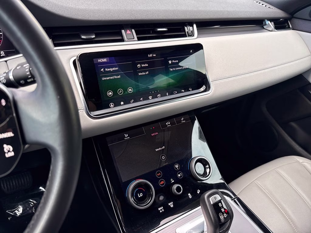 2020 Fuji White Land Rover Range Rover Evoque SE AWD SUV