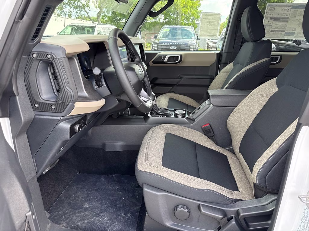 2026 Oxford White Ford Bronco Big Bend 4X4 SUV
