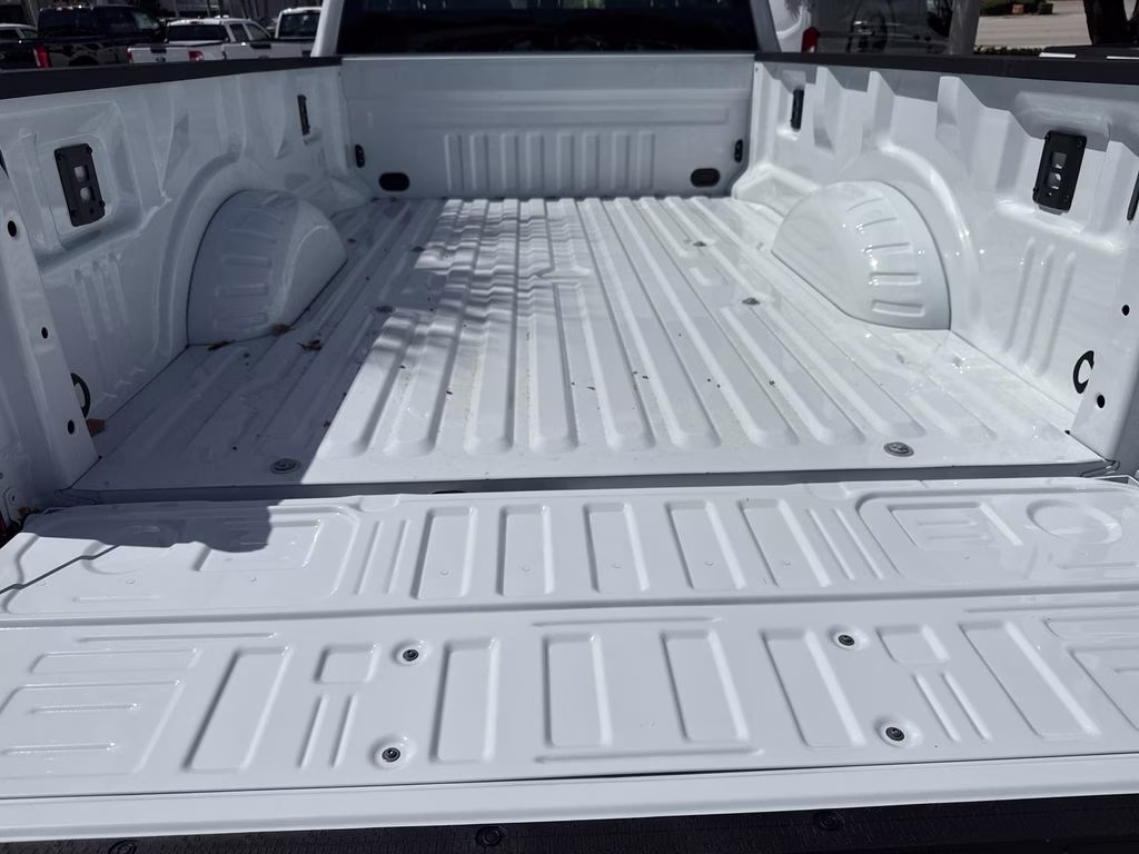 2026 Oxford White Ford Super Duty F-350 SRW XL 4X4 Truck