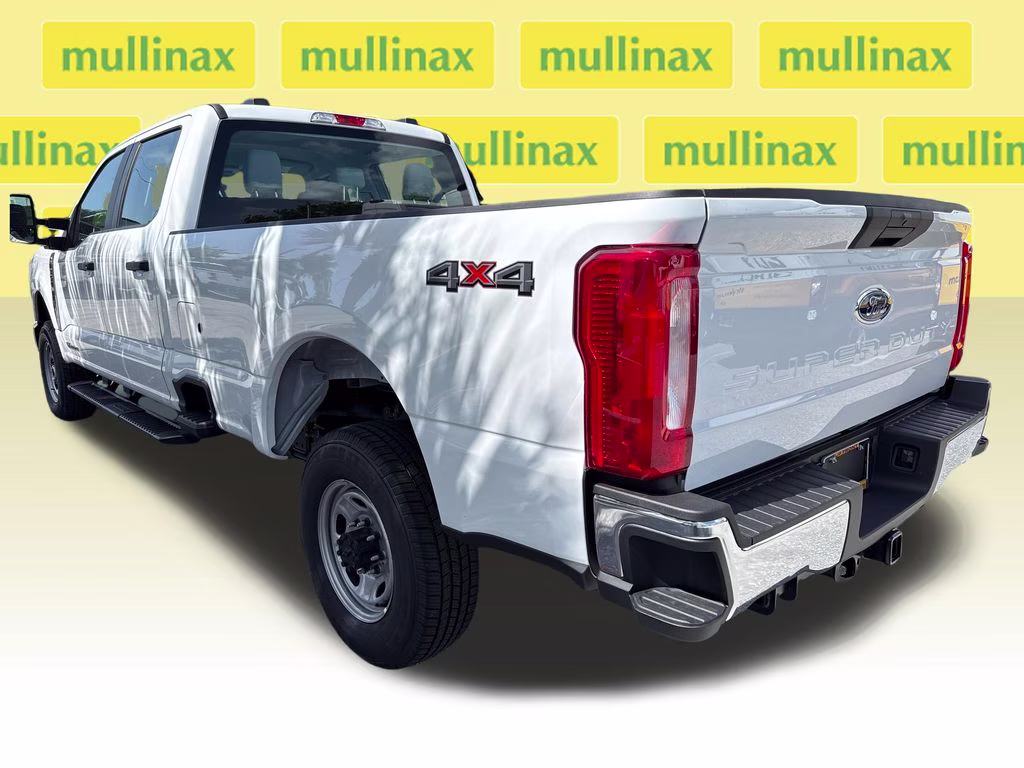 2026 Oxford White Ford Super Duty F-350 SRW XL 4X4 Truck
