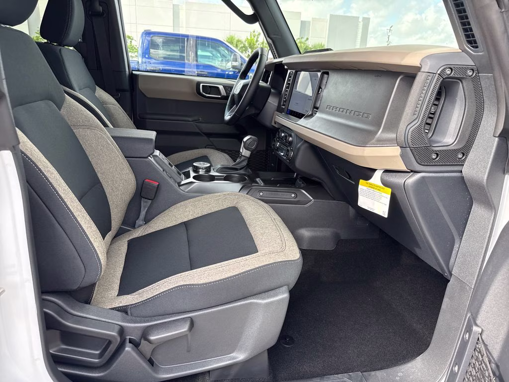2026 Oxford White Ford Bronco Big Bend 4X4 SUV