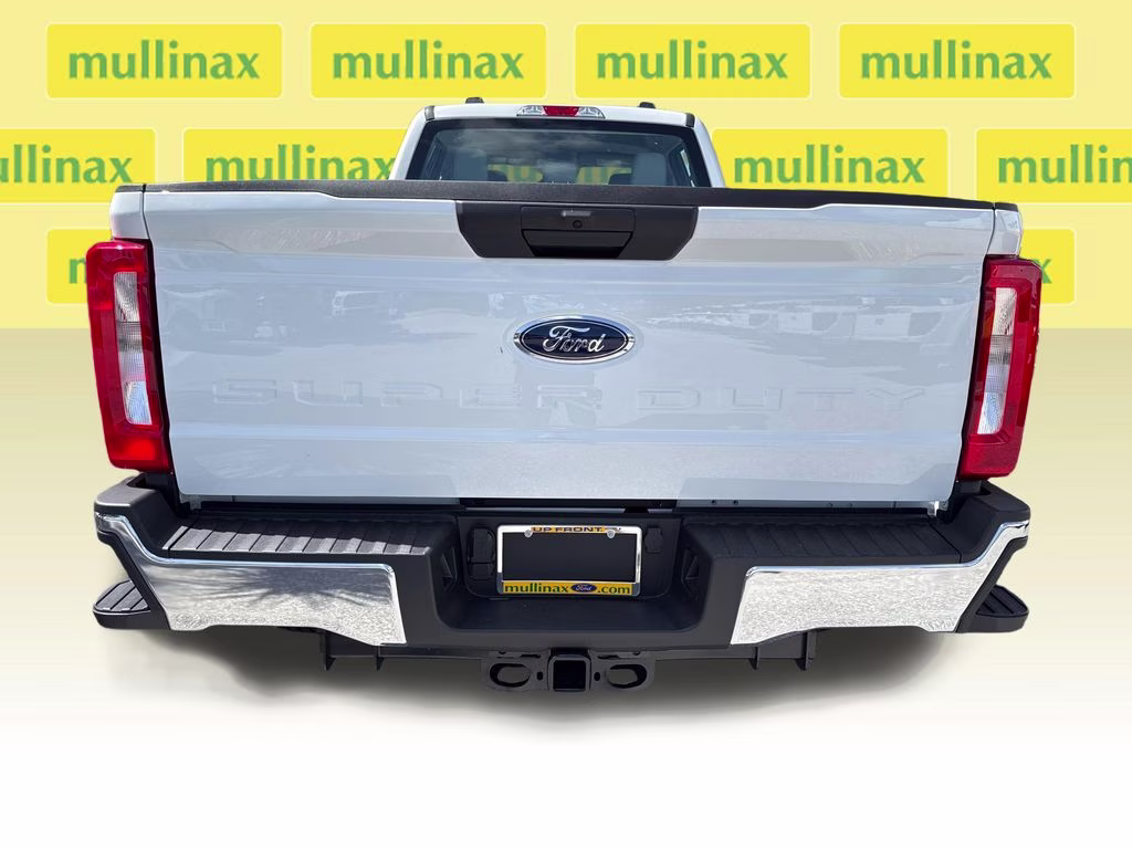 2026 Oxford White Ford Super Duty F-350 SRW XL 4X4 Truck