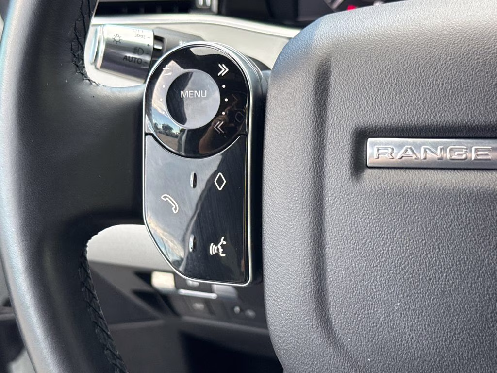 2020 Fuji White Land Rover Range Rover Evoque SE AWD SUV