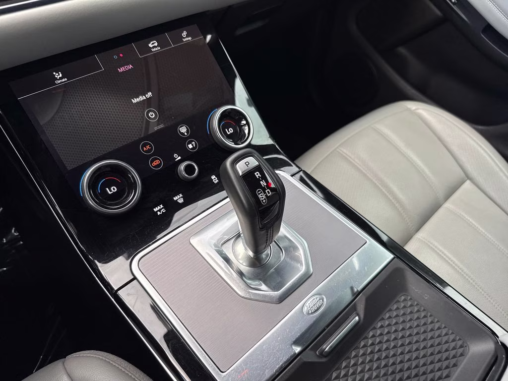 2020 Fuji White Land Rover Range Rover Evoque SE AWD SUV