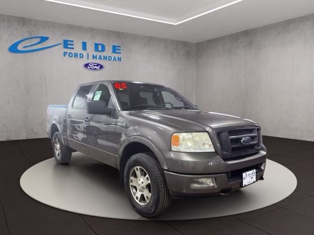 2005 Gray Ford F-150 XLT 4X4 Truck