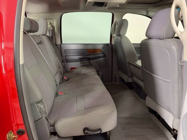 2006 Flame Red Clearcoat Dodge Ram 2500 SLT 4X4 Truck