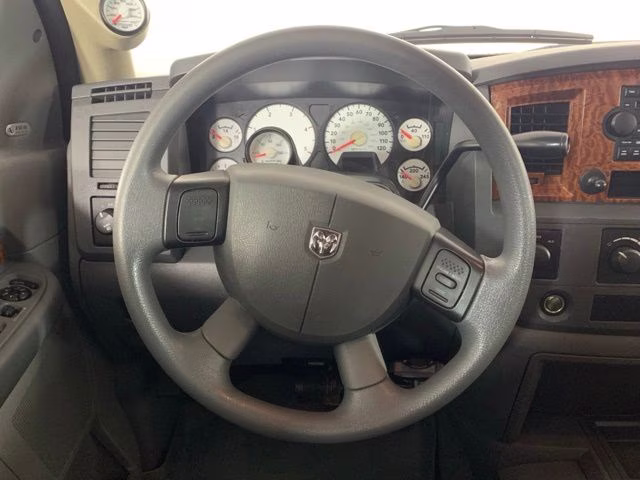 2006 Flame Red Clearcoat Dodge Ram 2500 SLT 4X4 Truck